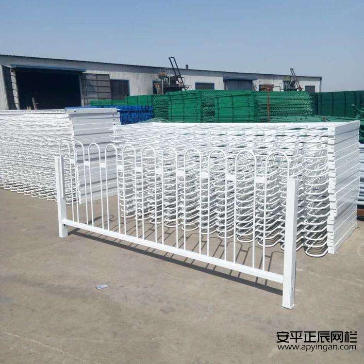 京式護(hù)欄多少錢一米