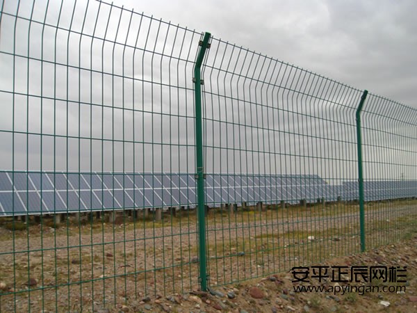 http://m.gxshitian.com光伏防護(hù)圍欄網(wǎng)