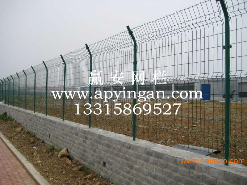 雙邊絲護欄網(wǎng)