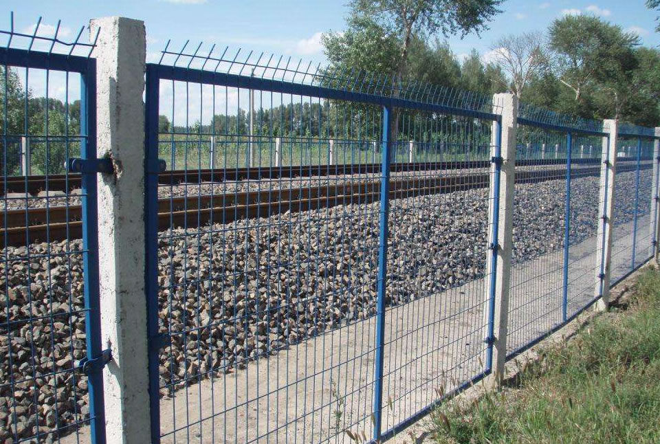 框架式鐵路護(hù)欄網(wǎng) 鐵路護(hù)欄網(wǎng)1