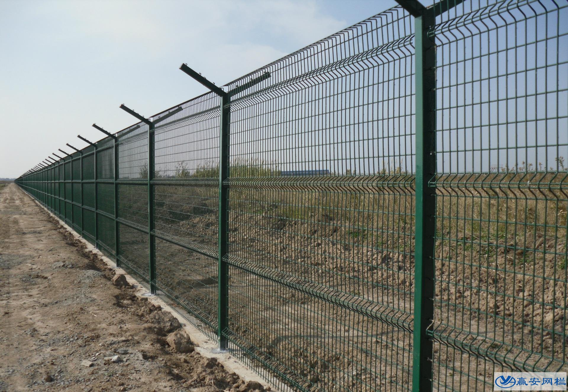 光伏護(hù)欄網(wǎng)