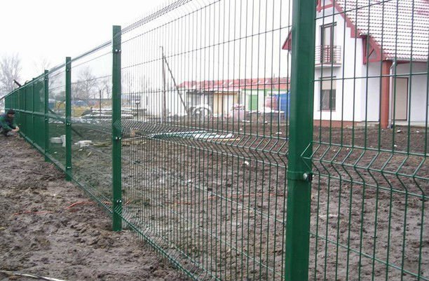 三角折彎護(hù)欄網(wǎng)