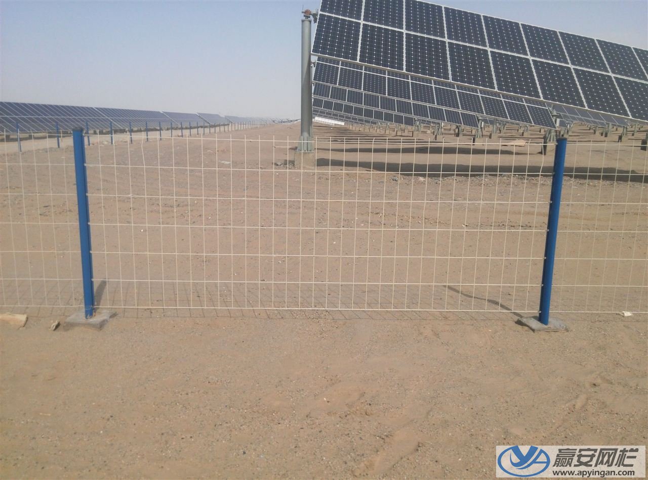 折彎式光伏電站圍欄網 光伏電站圍欄網樣式