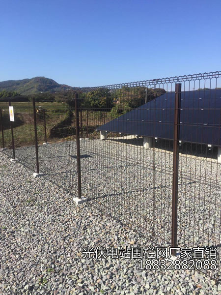 三角折彎式光伏電站圍欄網 光伏電站圍欄網