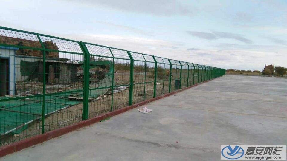 圈地鐵絲圍欄網