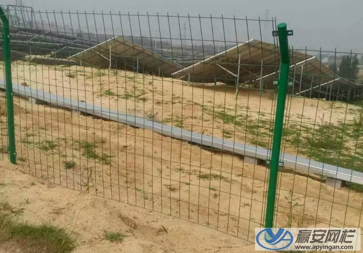 高1.8米鐵絲網圍欄 鐵絲網圍欄