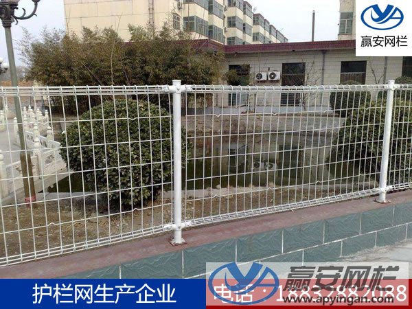 圍欄網(wǎng)圖片