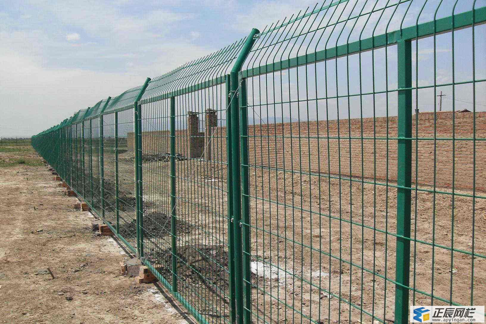 圍墻護欄之框架護欄網 圍墻護欄