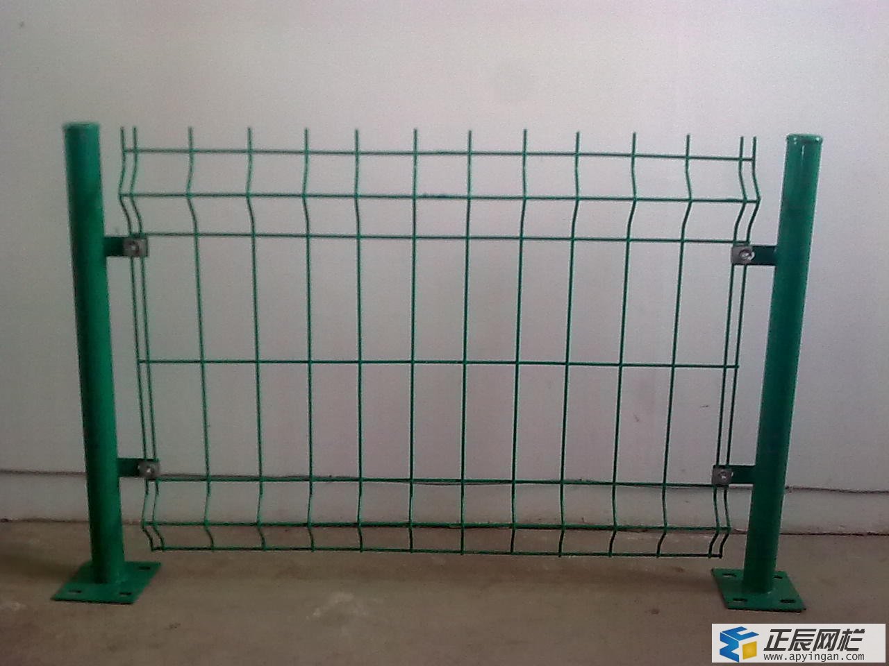 護(hù)欄網(wǎng)與立柱