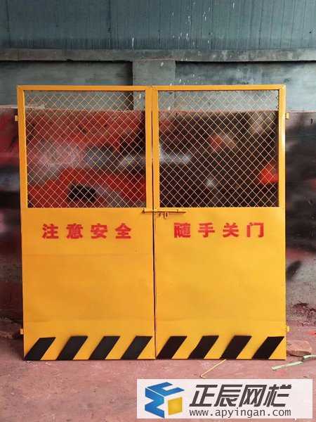 電梯防護(hù)門