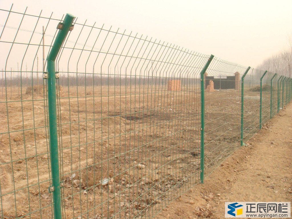 圍地護欄網