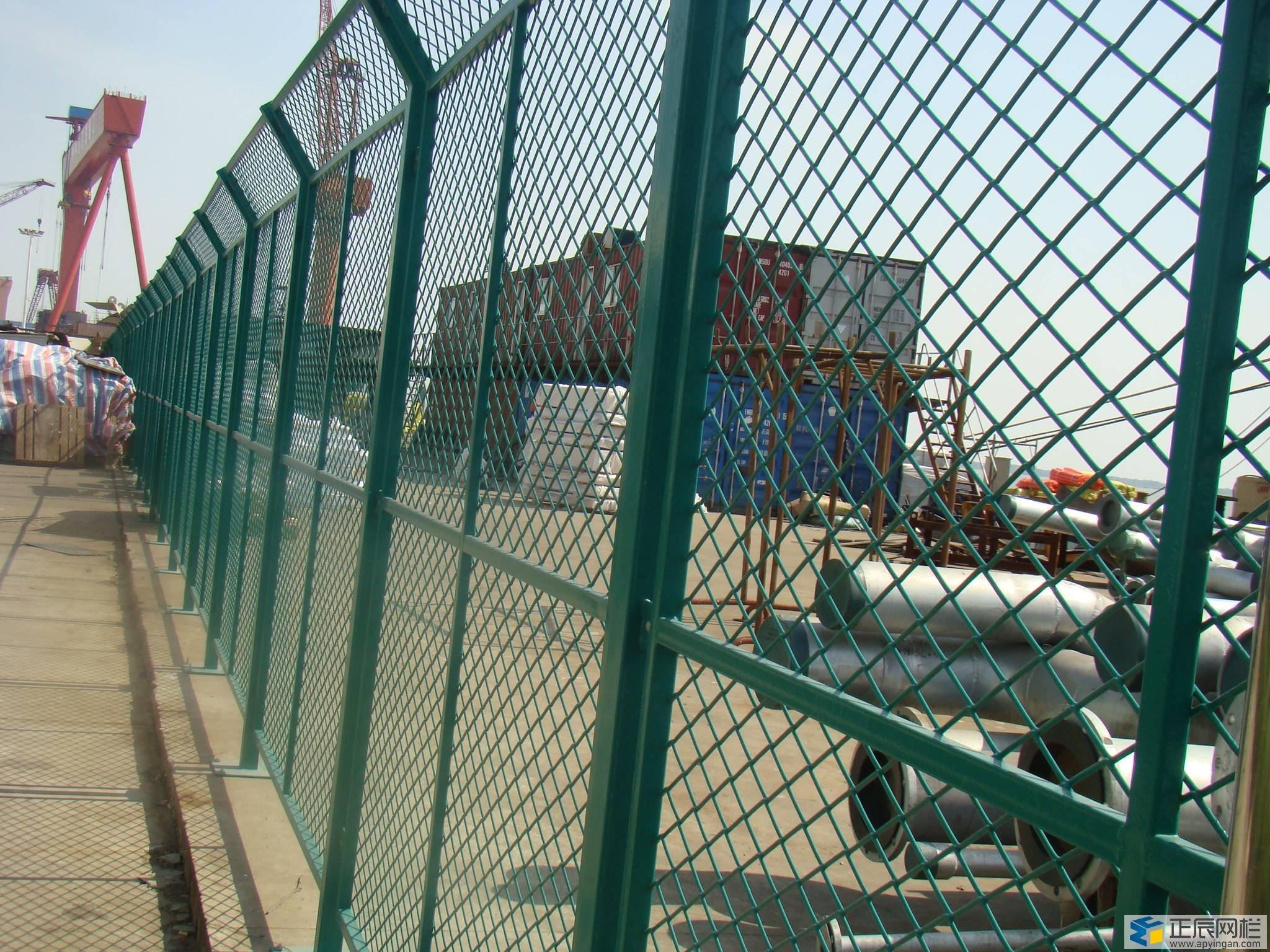 綠色隔離網(wǎng)