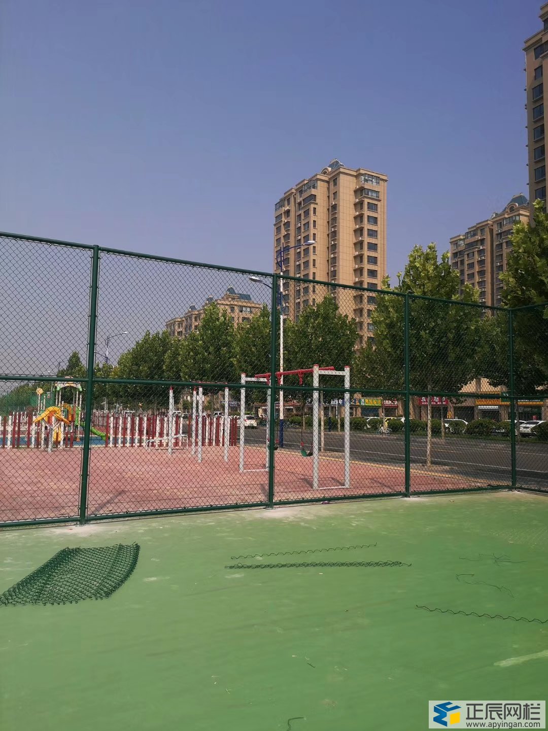 籃球場圍網效果圖