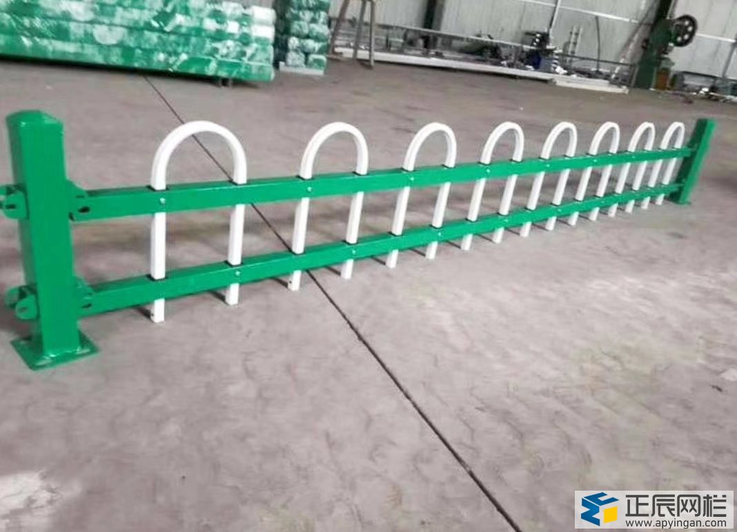 天津鋅鋼草坪護(hù)欄