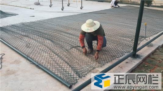 籃球場圍網安裝步驟