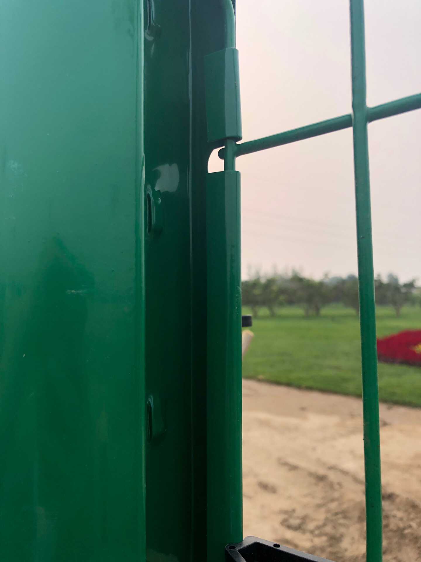 雙邊絲護欄網(wǎng)