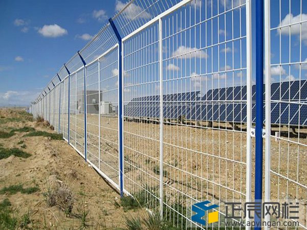 光伏電站護欄網(wǎng)