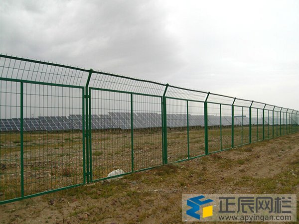 光伏區(qū)護(hù)欄網(wǎng)
