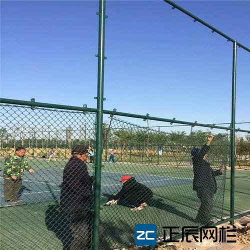 籃球場(chǎng)圍欄安裝
