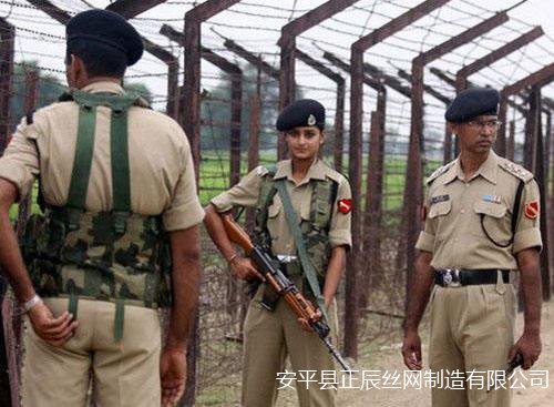 邊防護(hù)欄網(wǎng)